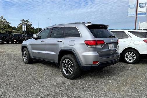 2020 Jeep Grand Cherokee Laredo