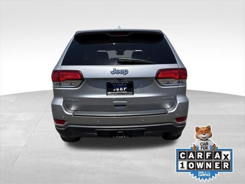 2020 Jeep Grand Cherokee Laredo