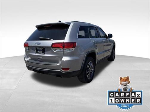 2020 Jeep Grand Cherokee Laredo