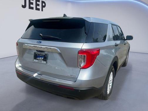 2023 Ford Explorer Base