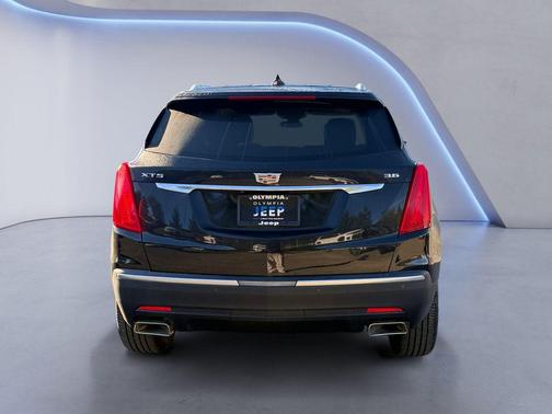 2018 Cadillac XT5 Premium Luxury