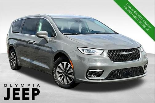 2022 Chrysler Pacifica Hybrid Touring L