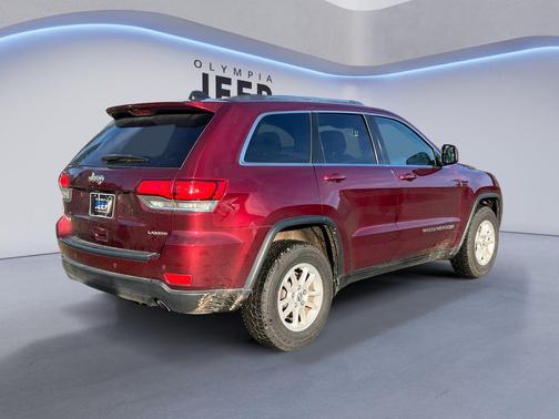 2020 Jeep Grand Cherokee Laredo