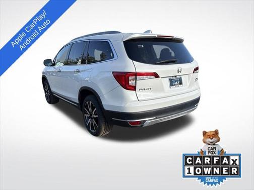 2022 Honda Pilot Touring 8-Passenger