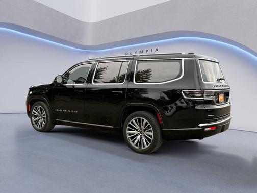 2022 Jeep Grand Wagoneer Series III