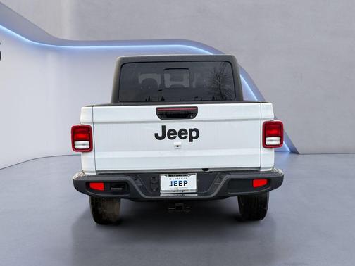 2025 Jeep Gladiator Sport S