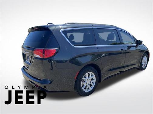 2020 Chrysler Voyager LXI