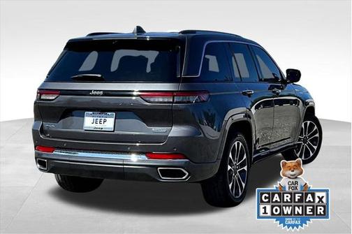 2022 Jeep Grand Cherokee Overland