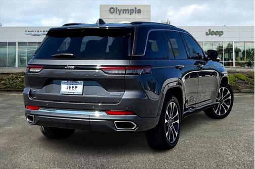2022 Jeep Grand Cherokee Overland