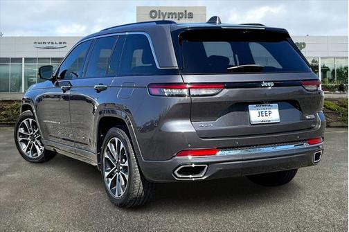 2022 Jeep Grand Cherokee Overland