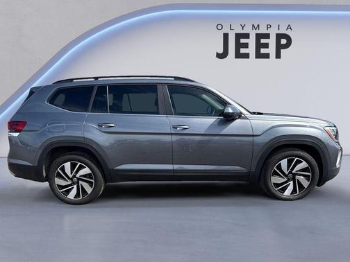 2024 Volkswagen Atlas 2.0T SE w/Technology 4MOTION