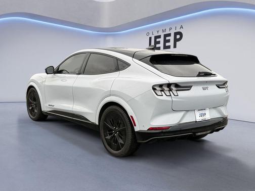 2022 Ford Mustang Mach-E GT