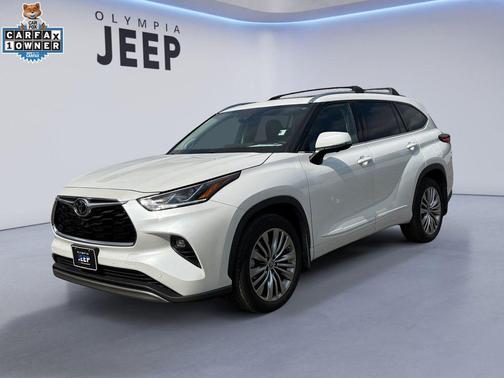 2023 Toyota Highlander Platinum