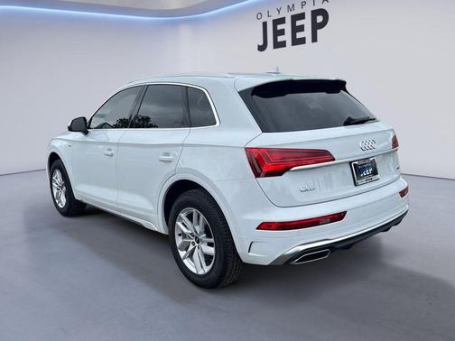 2022 Audi Q5 45 S line Premium