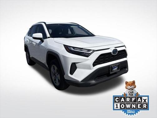 2022 Toyota RAV4 Hybrid XLE