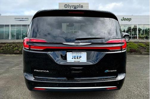 2025 Chrysler Pacifica Hybrid Select