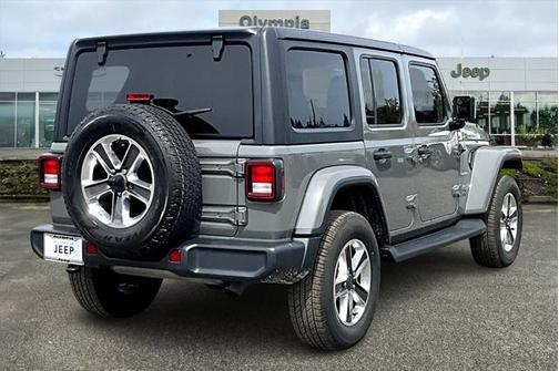 2021 Jeep Wrangler Unlimited Sahara