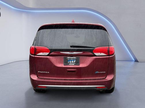 2018 Chrysler Pacifica Hybrid Touring Plus