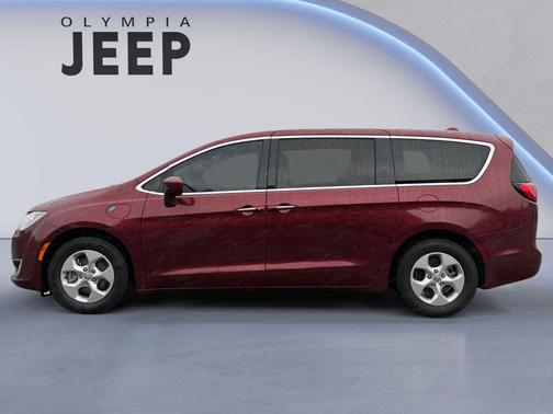 2018 Chrysler Pacifica Hybrid Touring Plus