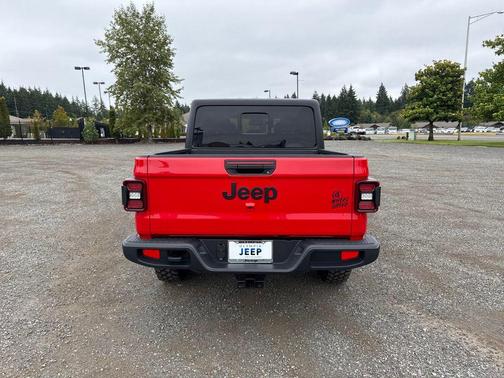 2025 Jeep Gladiator Willys