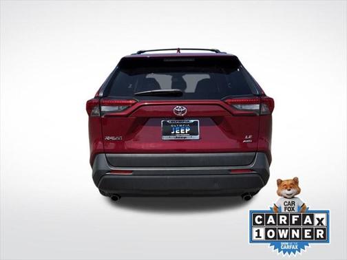 2019 Toyota RAV4 LE