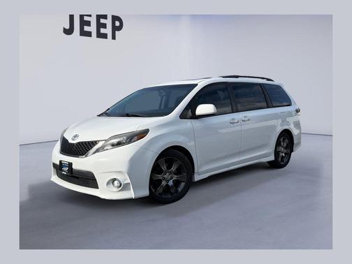 2015 Toyota Sienna SE