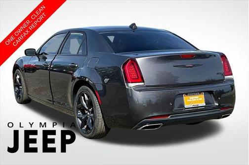 2023 Chrysler 300 S