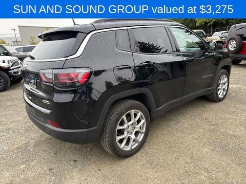 2023 Jeep Compass Latitude Lux