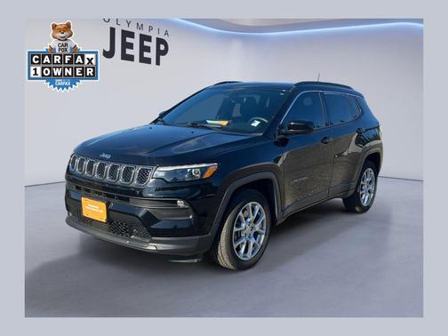 2023 Jeep Compass Latitude Lux