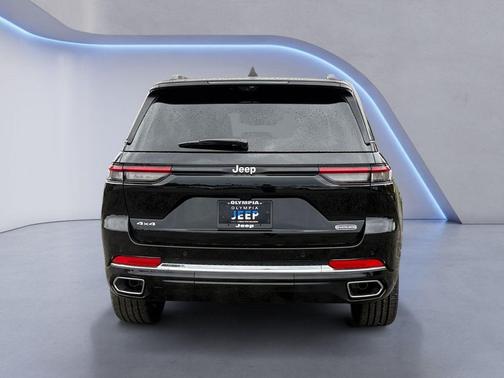 2025 Jeep Grand Cherokee Overland