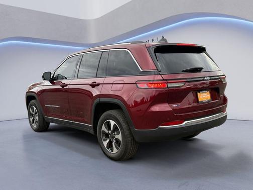2022 Jeep Grand Cherokee 4xe Base