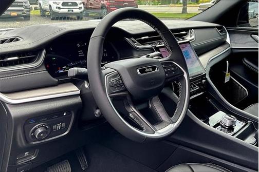 2025 Jeep Grand Cherokee 4xe