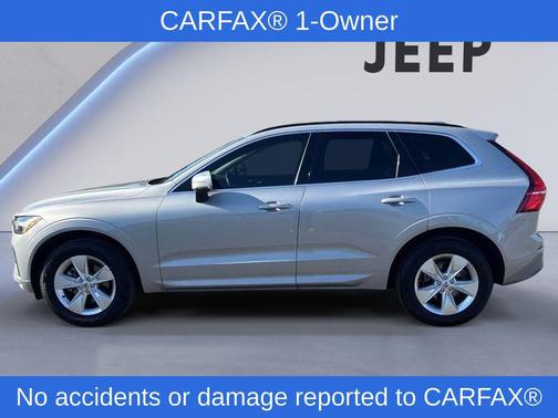 2022 Volvo XC60 B5 Momentum