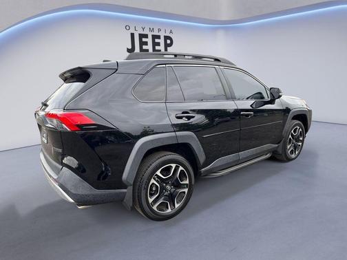 2019 Toyota RAV4 Adventure