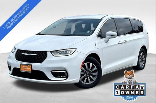 2022 Chrysler Pacifica Hybrid Touring L