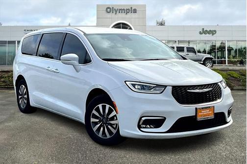 2022 Chrysler Pacifica Hybrid Touring L