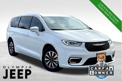 2022 Chrysler Pacifica Hybrid Touring L