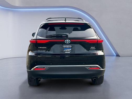 2021 Toyota Venza XLE