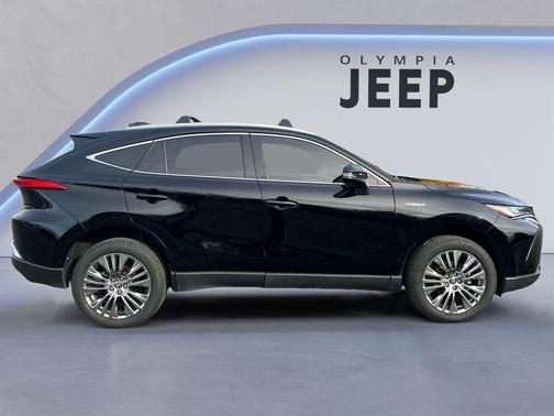 2021 Toyota Venza XLE