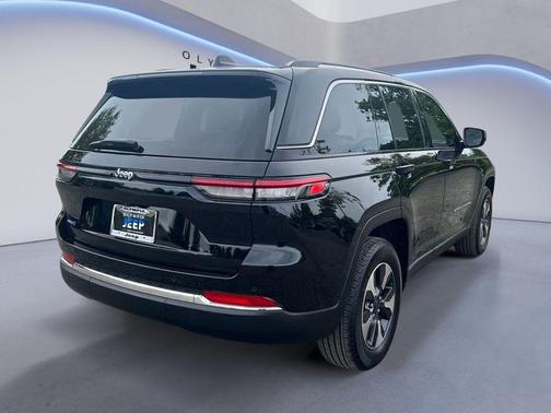 2023 Jeep Grand Cherokee 4xe Base