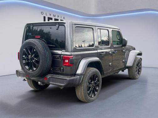 Granite Crystal Metallic Clearcoat 2025 Jeep Wrangler 4xe Sahara