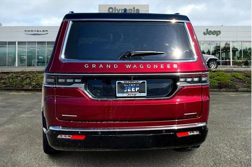 2022 Jeep Grand Wagoneer Series III