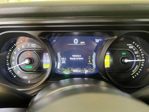 Bright White Clearcoat 2025 Jeep Wrangler 4xe Willys
