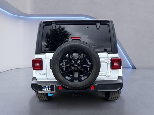 2022 Jeep Wrangler Unlimited 4xe Sahara