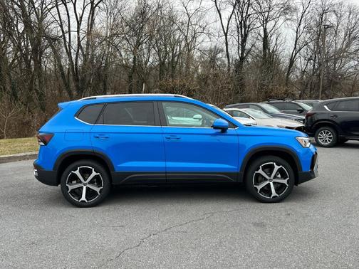 2025 Volkswagen Taos 1.5T SEL