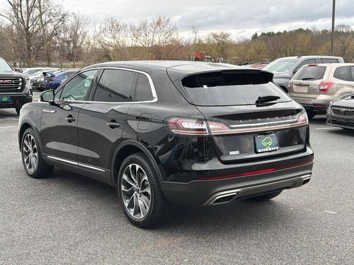 2021 Lincoln Nautilus Reserve