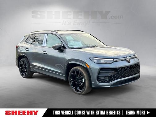 2026 Volkswagen Tiguan 2.0T SE R-Line Black