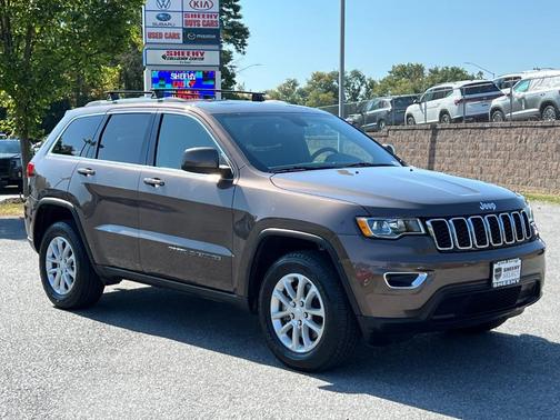 2021 Jeep Grand Cherokee Laredo E