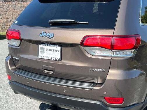 2021 Jeep Grand Cherokee Laredo E