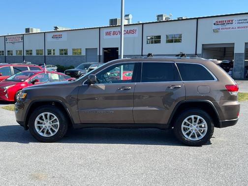 2021 Jeep Grand Cherokee Laredo E